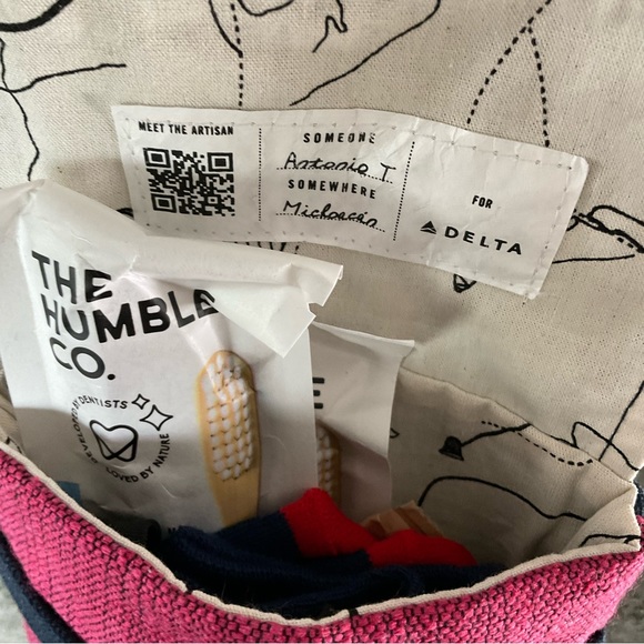 Someone Somewhere Mini Travel Pouch from Delta - Picture 5 of 8